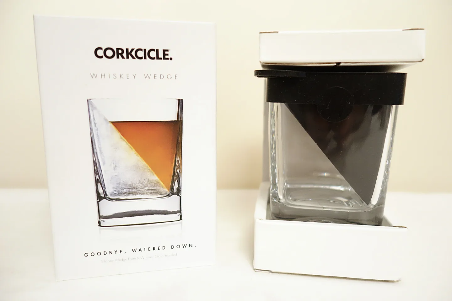 New Corkcicle Whisky Wedge Old Fashioned Glass & Ice Form Set image indicator(5)