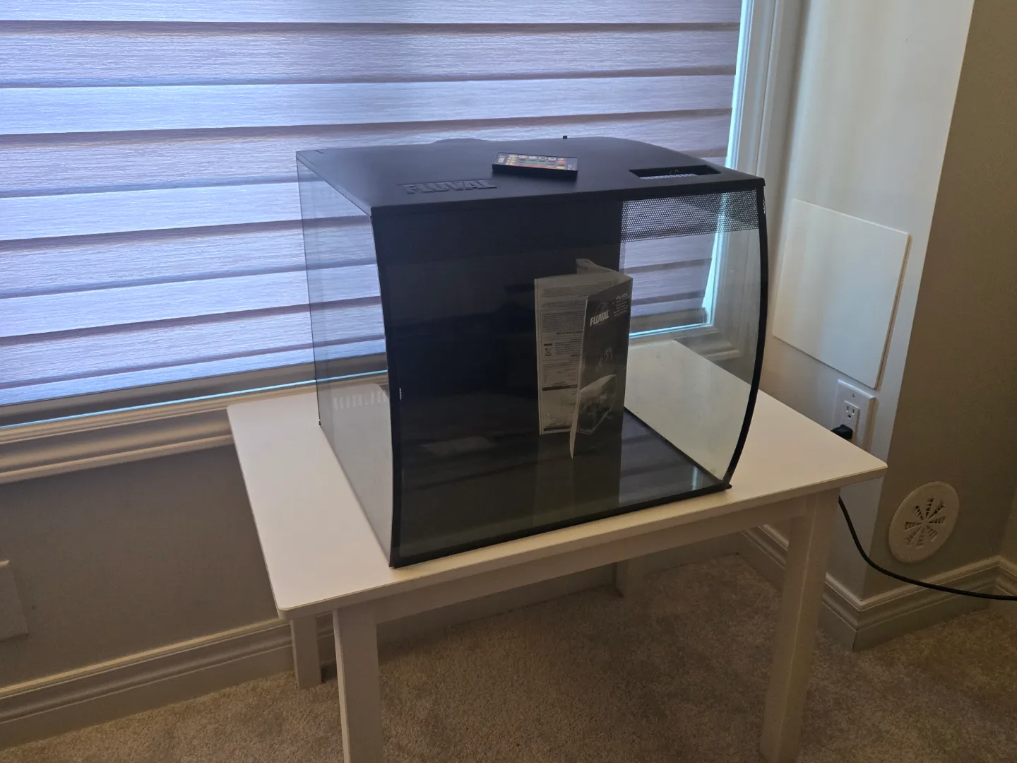 Fluval Flex 15 Gallon Aquarium Kit image indicator(4)