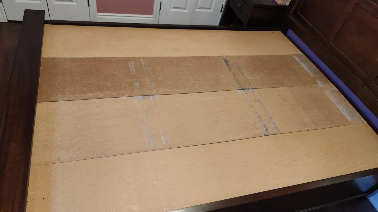 🏒Two Raelyn Queen-size beds with storage drawers image indicator(3)