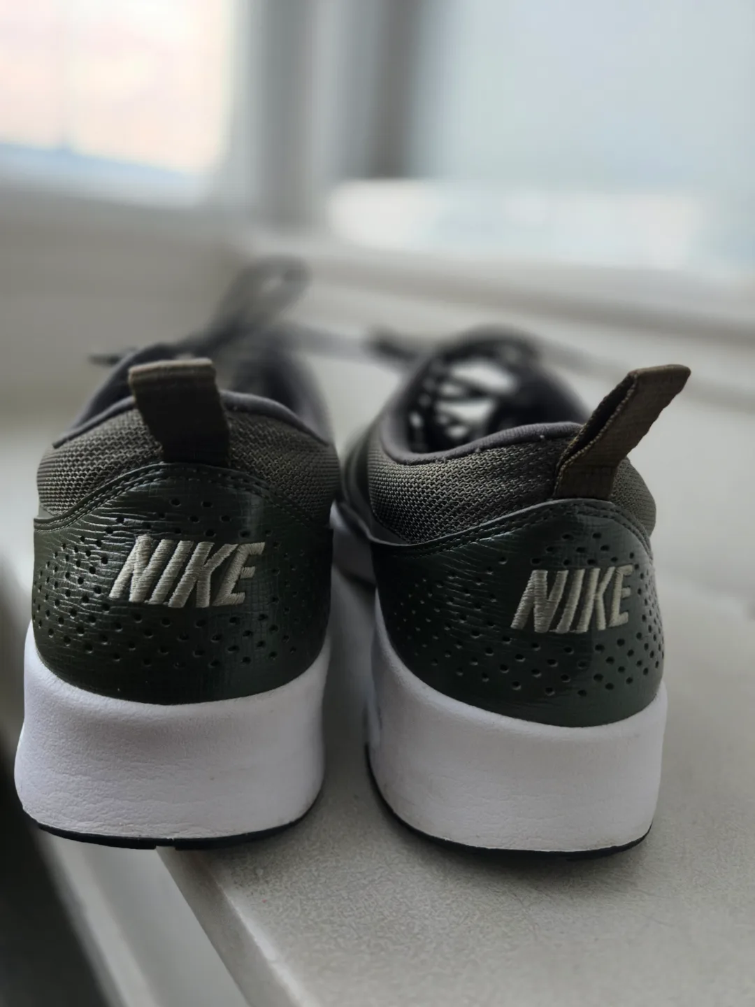 Nike Air Max Thea Women's Running Shoes image indicator(4)