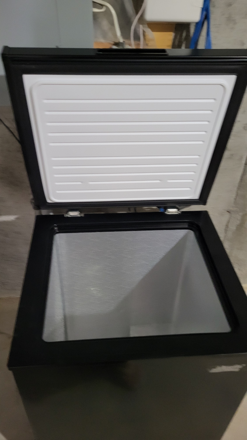 Arctic King Chest Freezer - photo 2