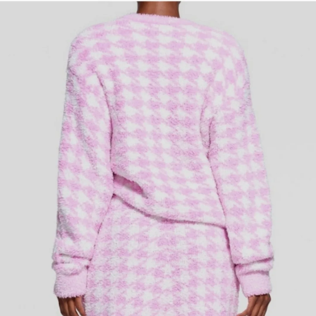 SKIMS Unisex Pink Petal Houndstooth Cozy Top image indicator(2)