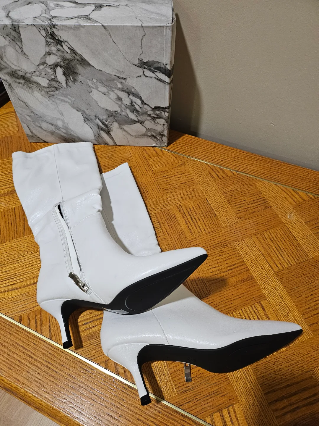 White Leather Knee-High Stiletto Boots thumbnail