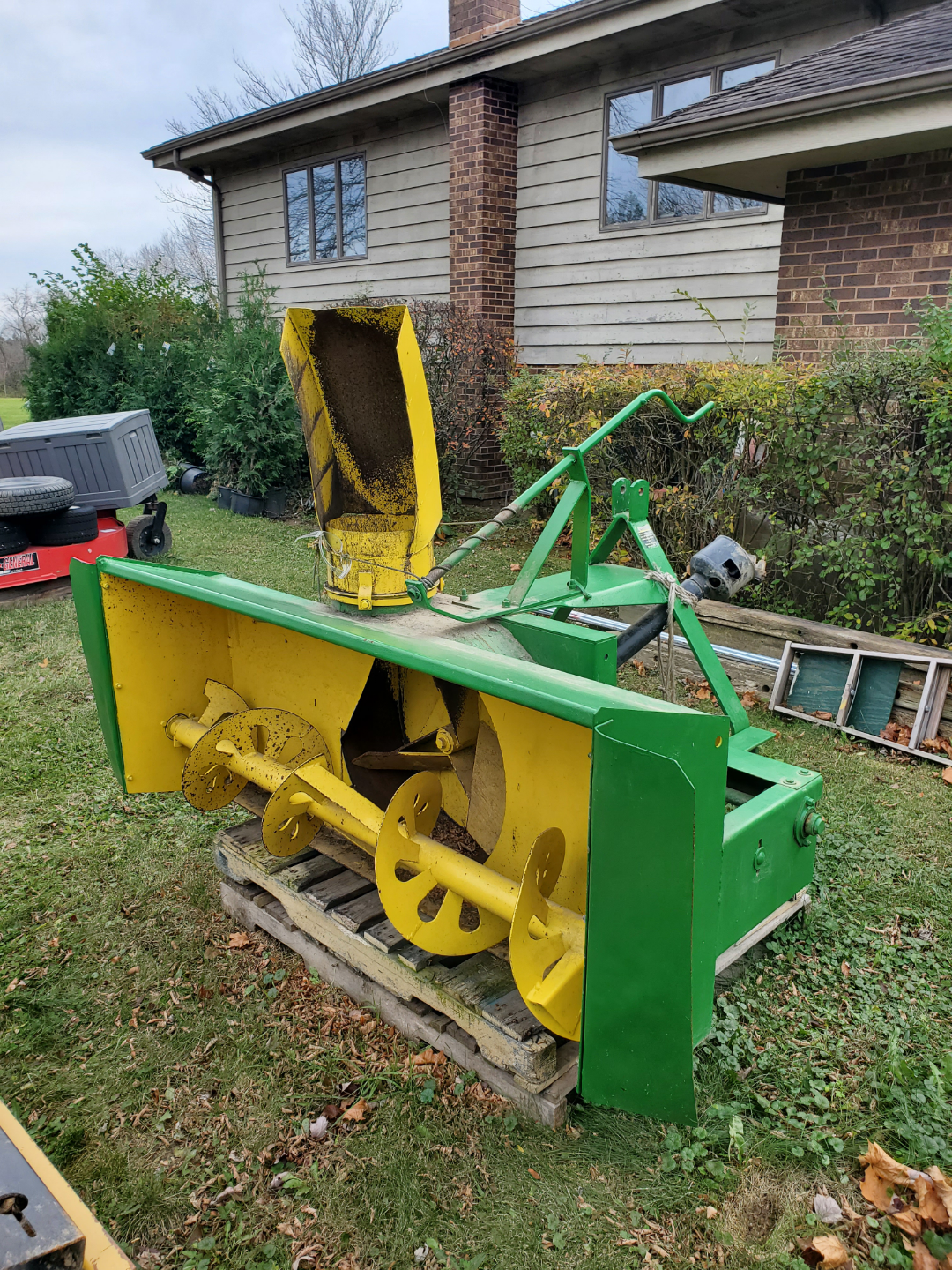 John Deere 868 Snowblower Attachment - photo 4