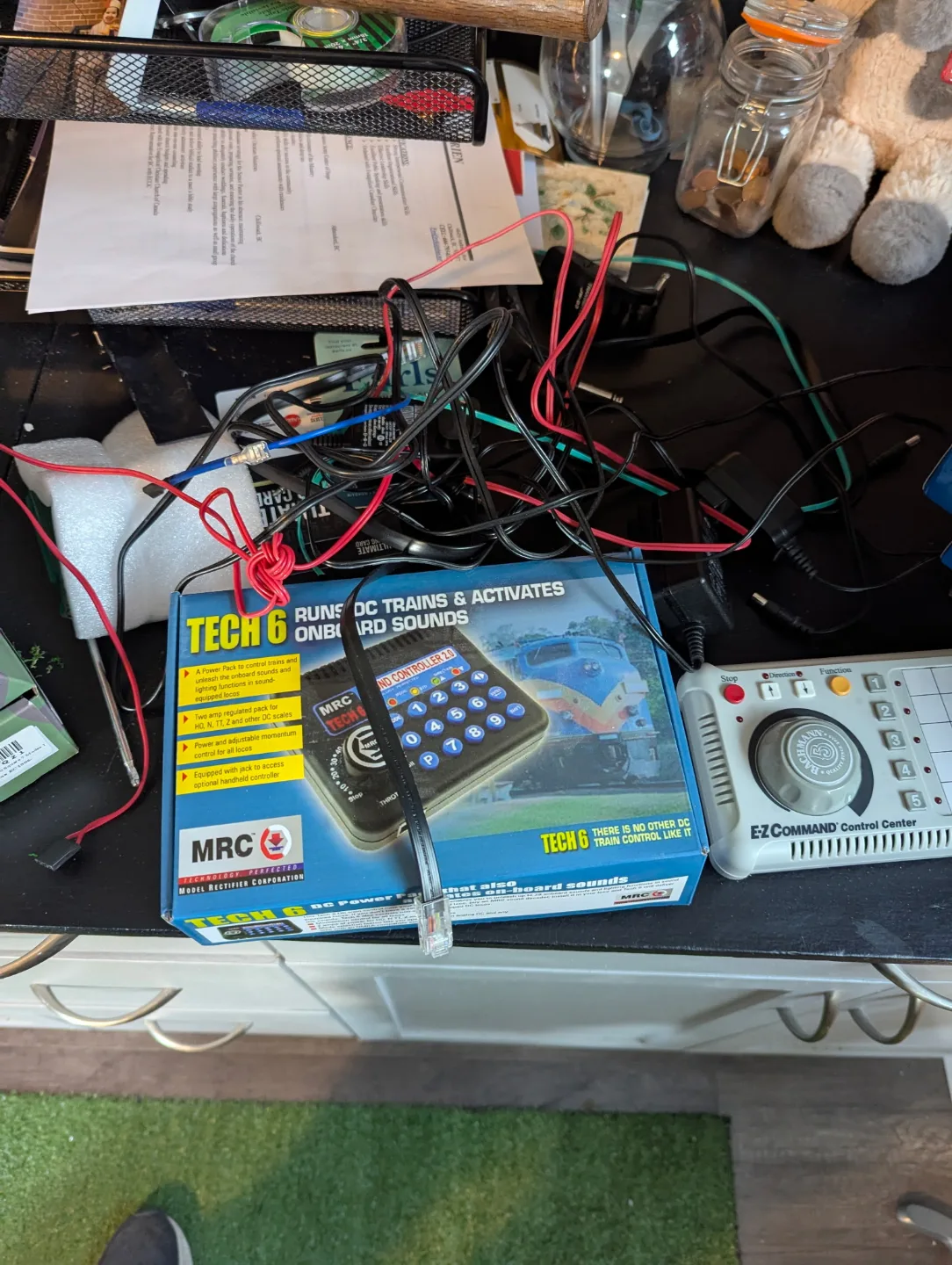 Model Train Set with Acela Train image indicator(6)