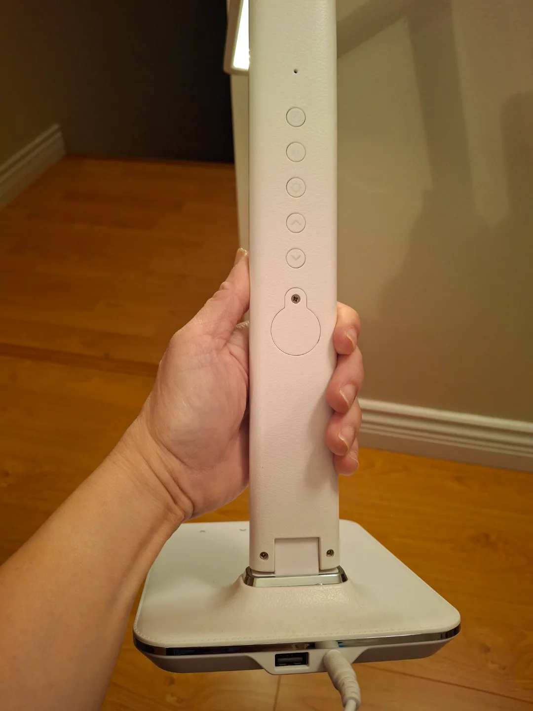 OttLite Executive LED Desk Lamp with USB charging port image indicator(5)