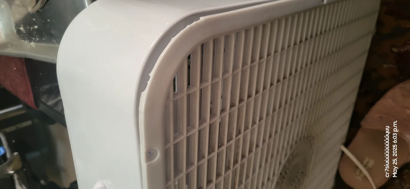 White Box Fan with Three Speeds image indicator(7)