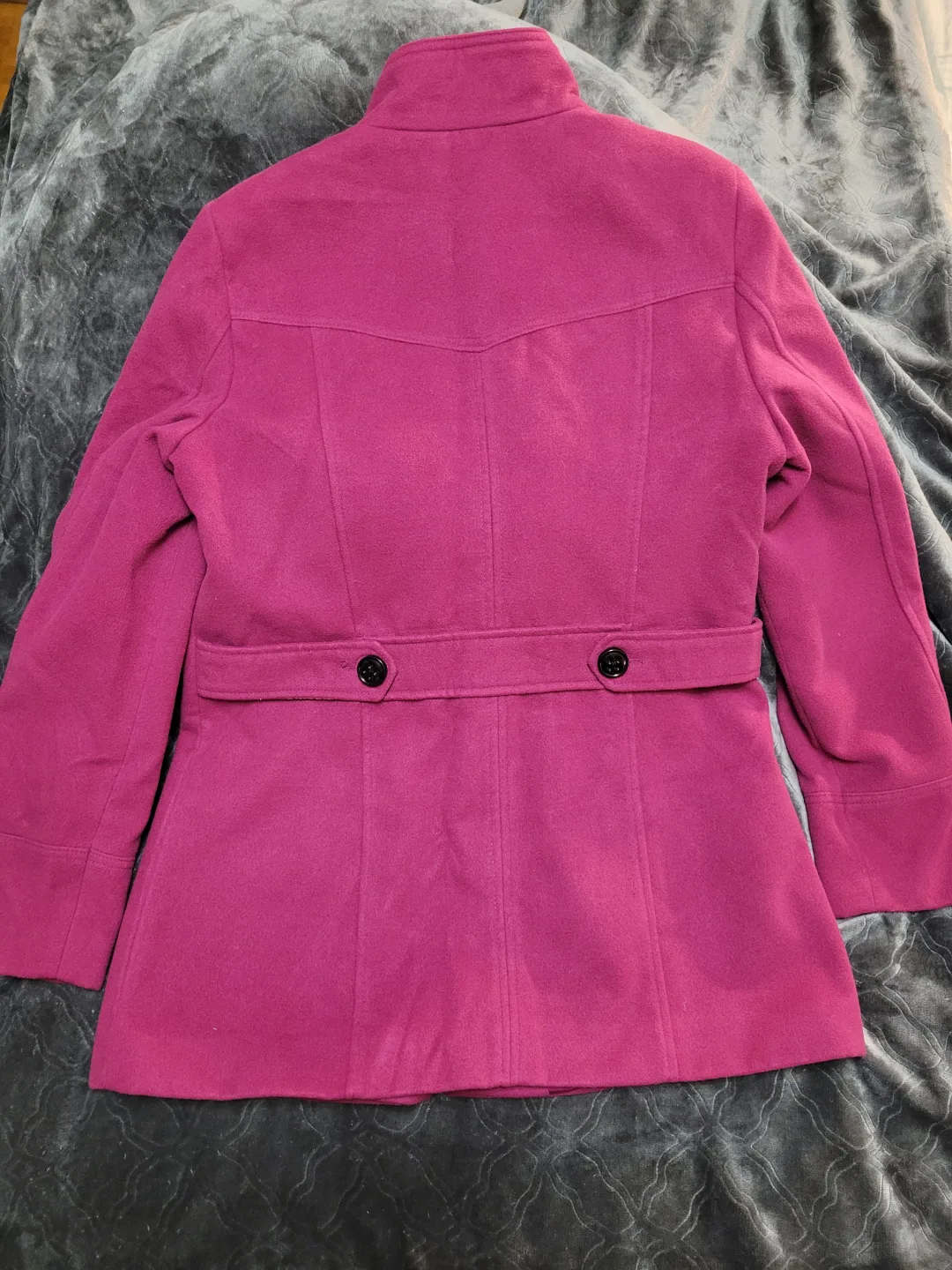 Fall/Winter Magenta Coat image indicator(2)