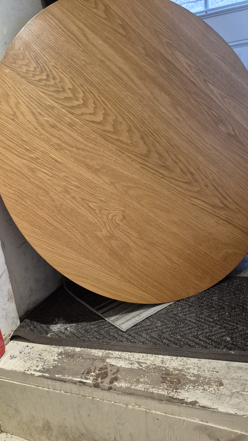 Round Wooden Table - photo 2