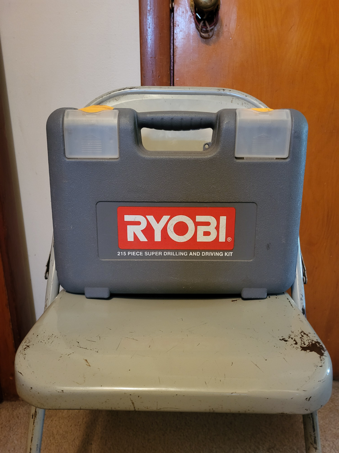 Ryobi 215 Piece Super Drilling and Driving Kit