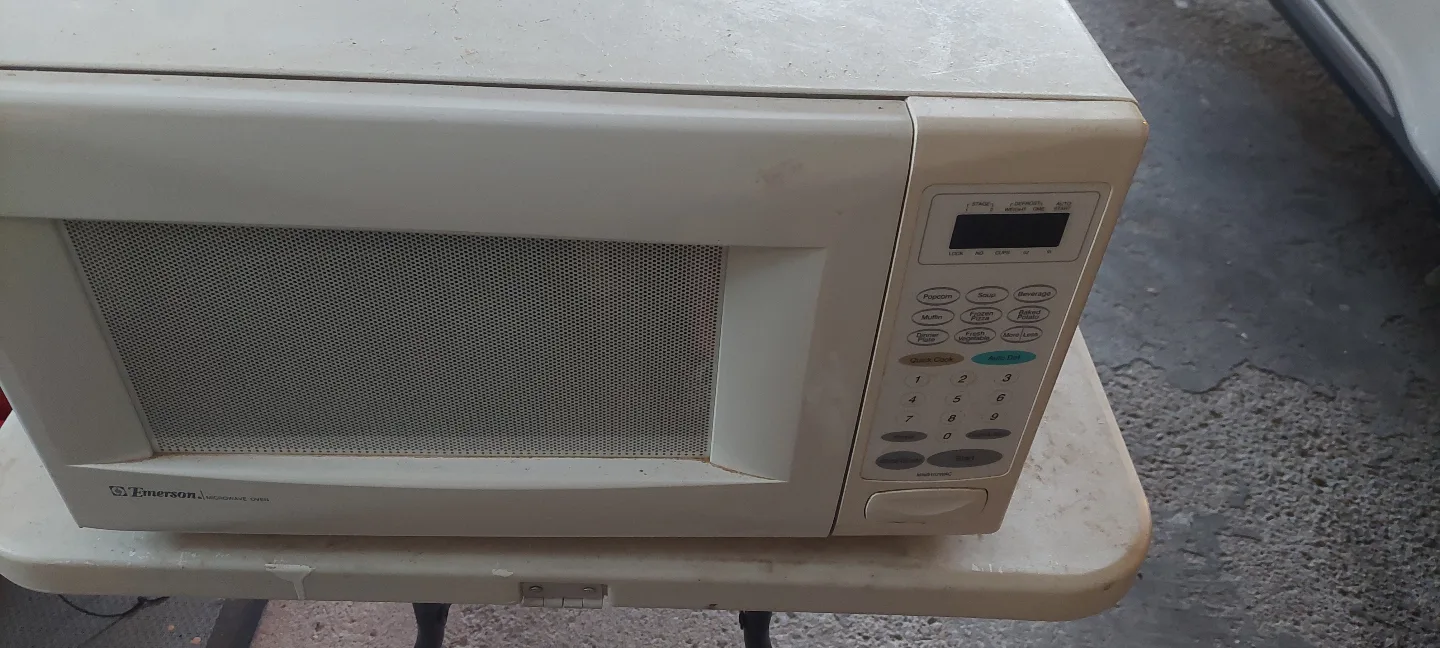 Emerson Microwave thumbnail