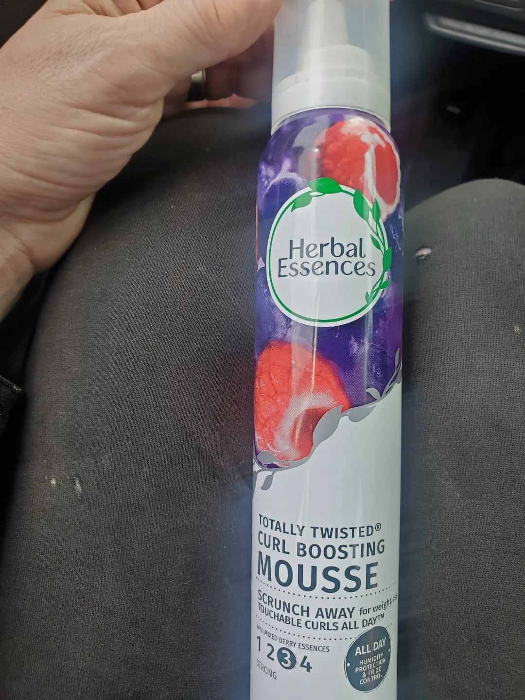 Herbal Essences Totally Twisted Curl Boosting Mousse thumbnail