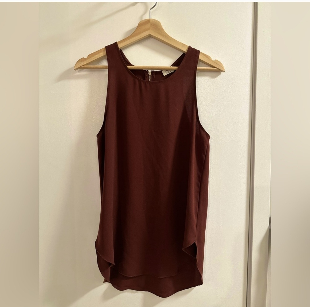 Wilfred Burgundy Aritzia sleeveless top 🧡 - photo 4