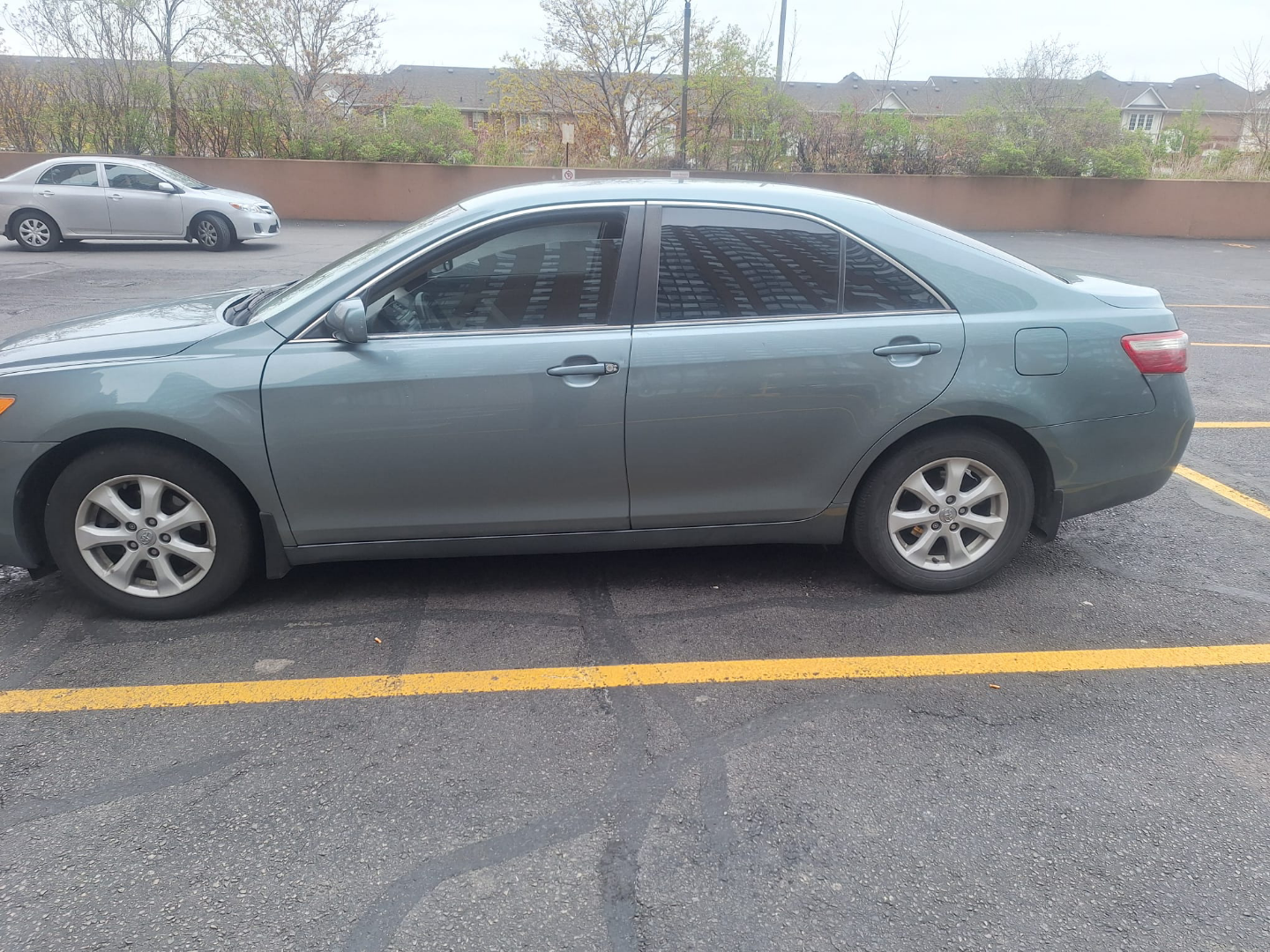 2008Toyota Camry LE - photo 3