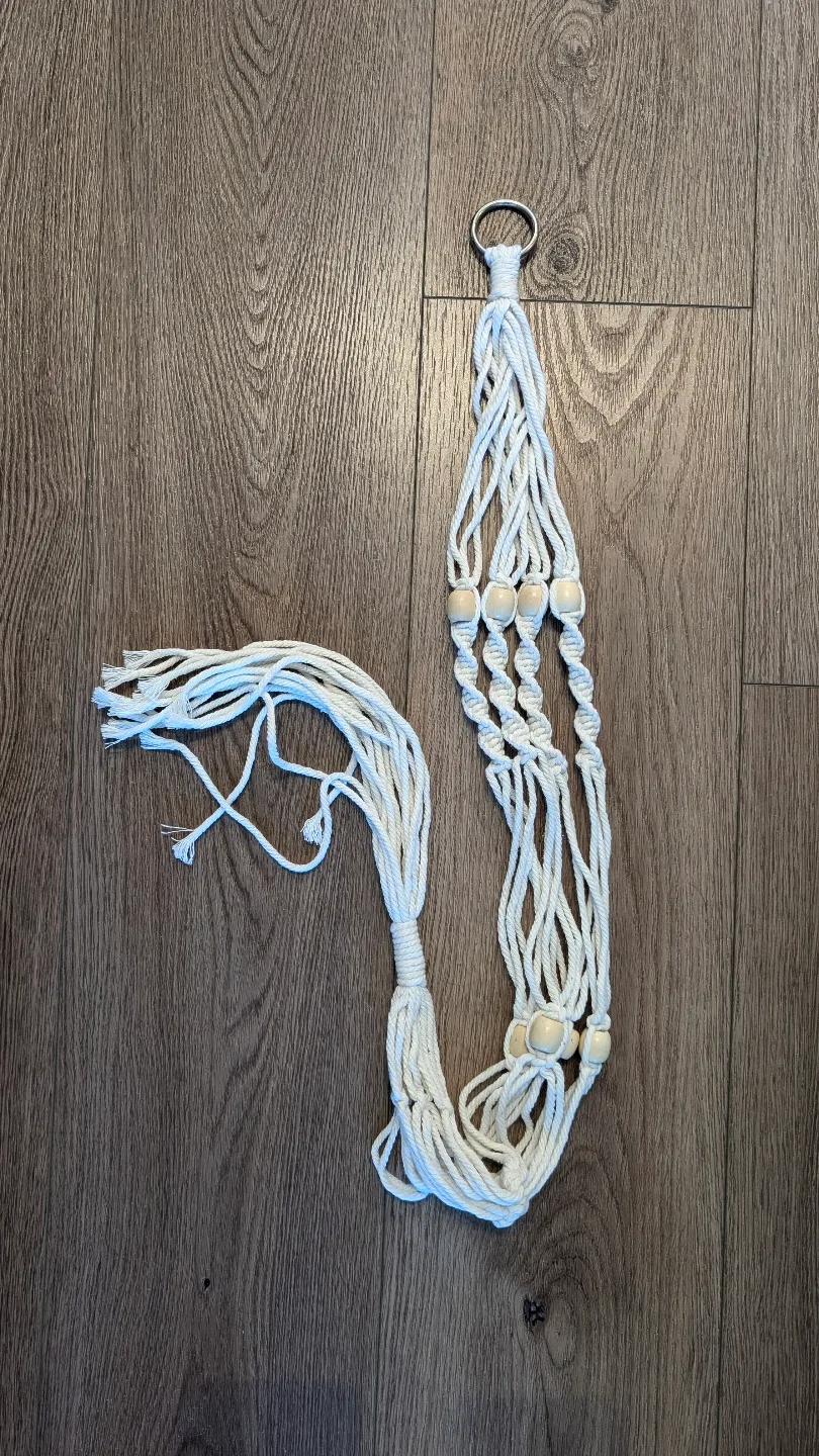 2 macrame pot hangers (white + red) thumbnail