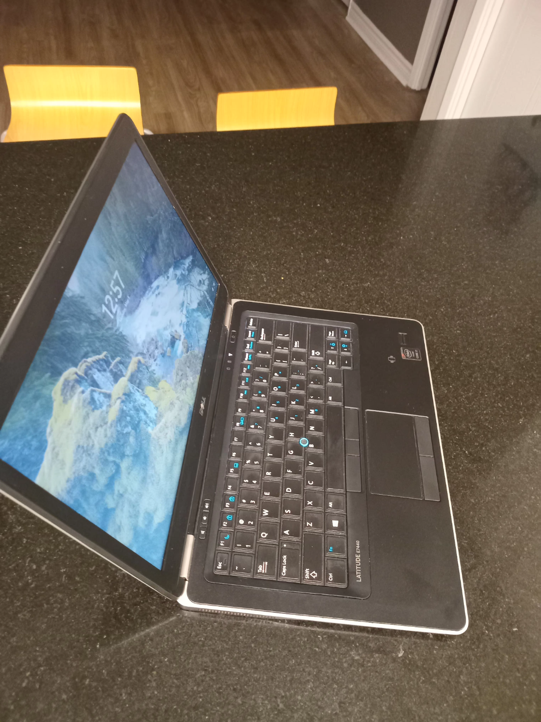 Dell laptop Intel i7 16GB RAM Windows 11 office word excel - photo 3