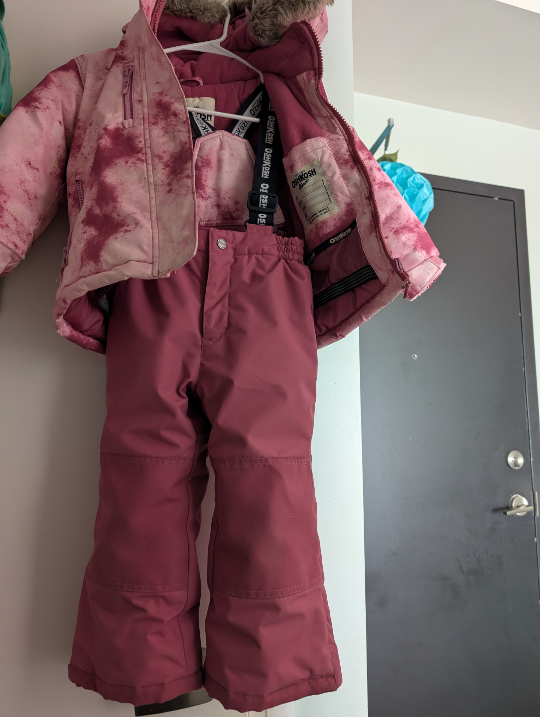 Move out Sale Carter's kids Snowsuit 4