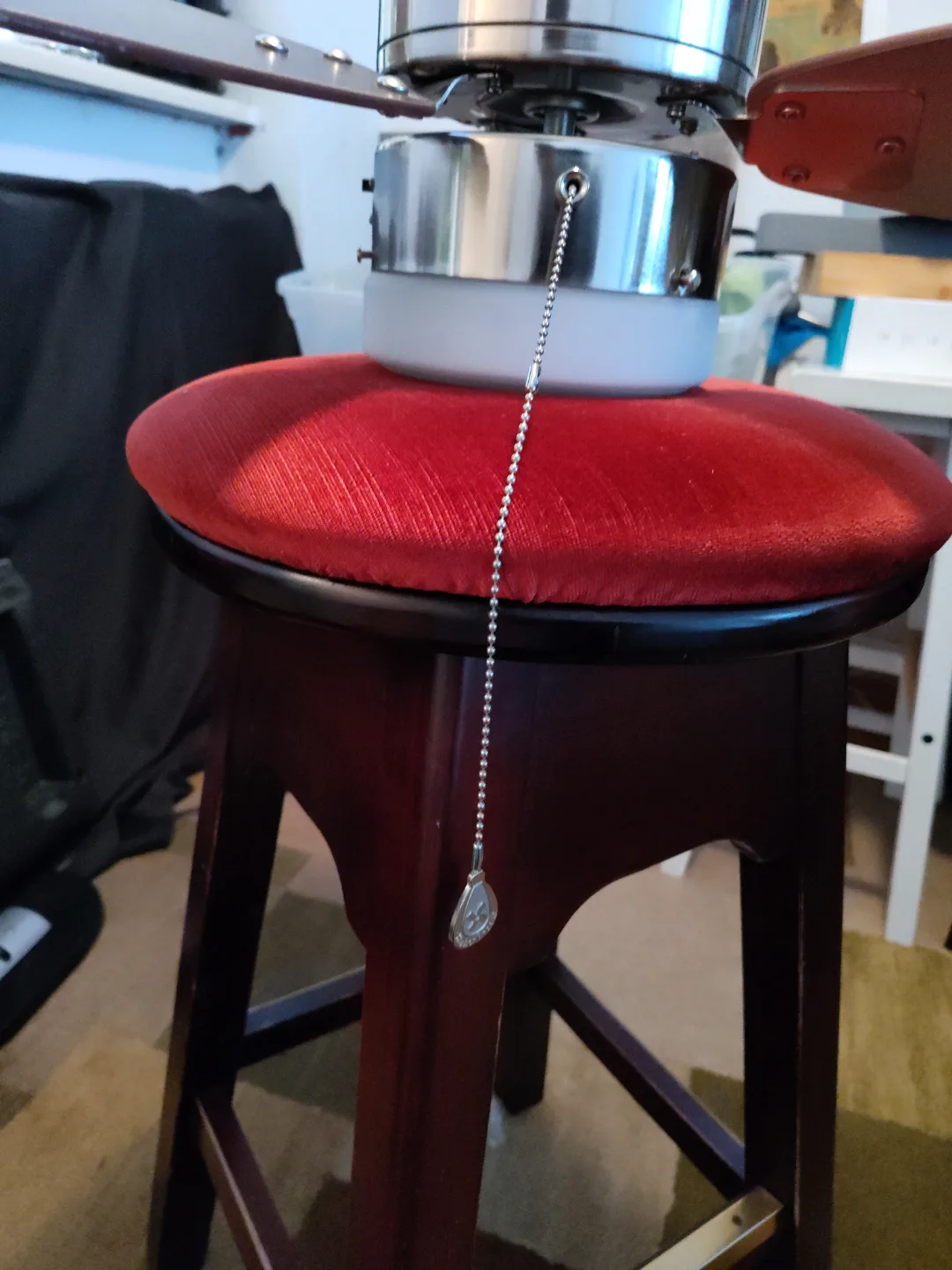 Ceiling  hugger Fan with 3 Walnut Blades image indicator(3)