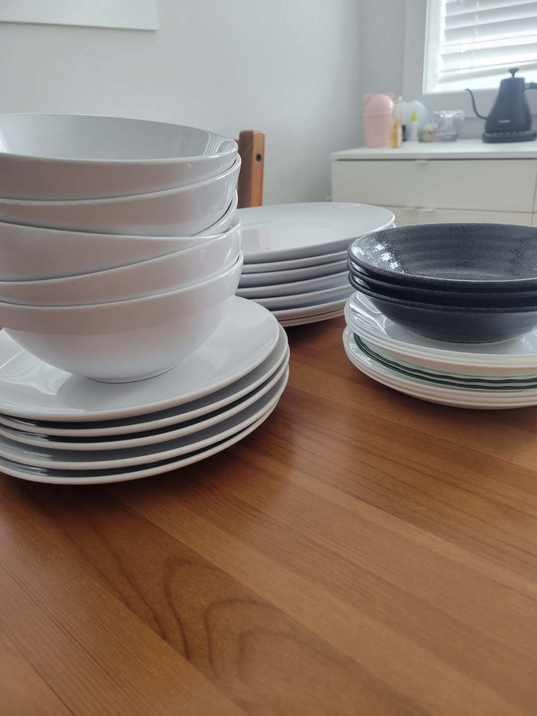 Bowls & Plates - photo 2