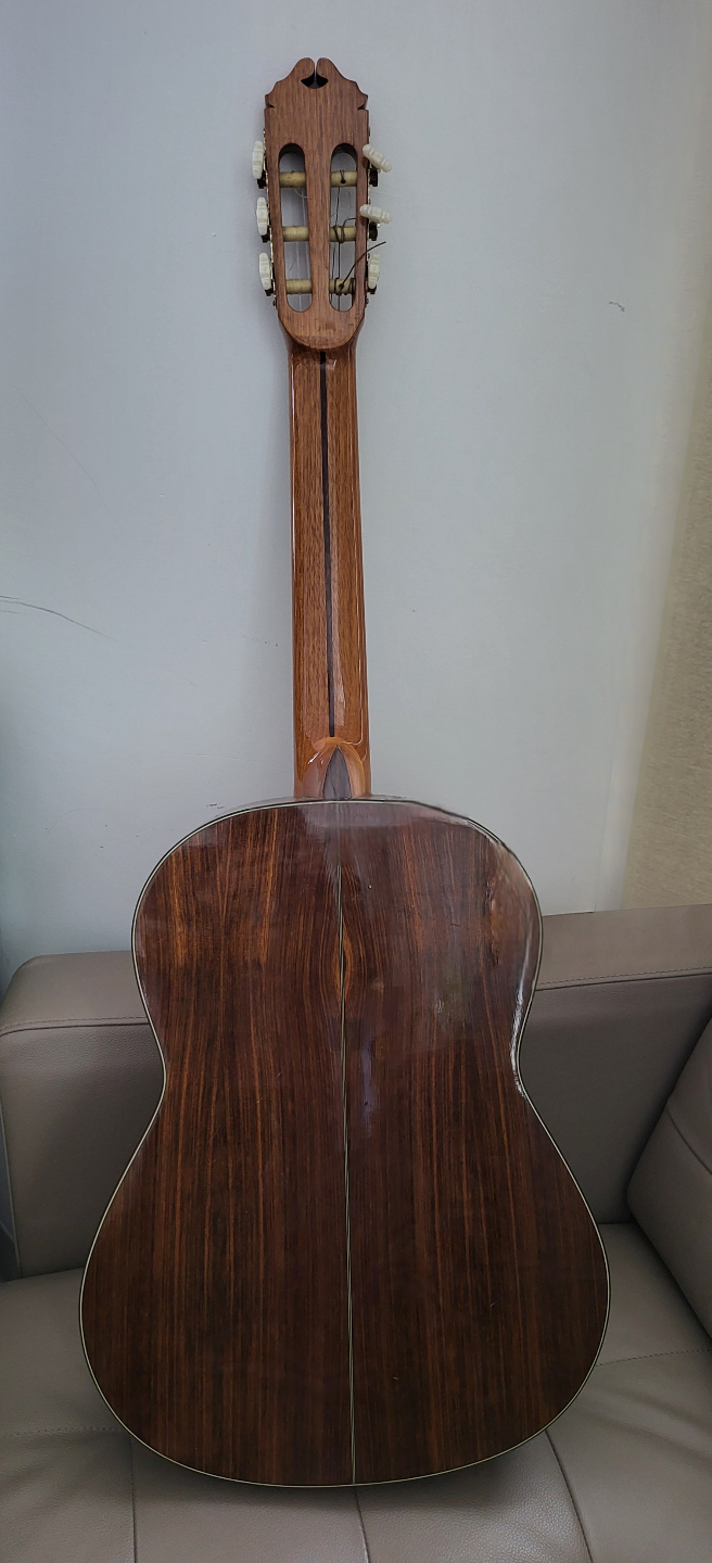 Vintage YEIL Hand Made Classical Guitar - photo 2