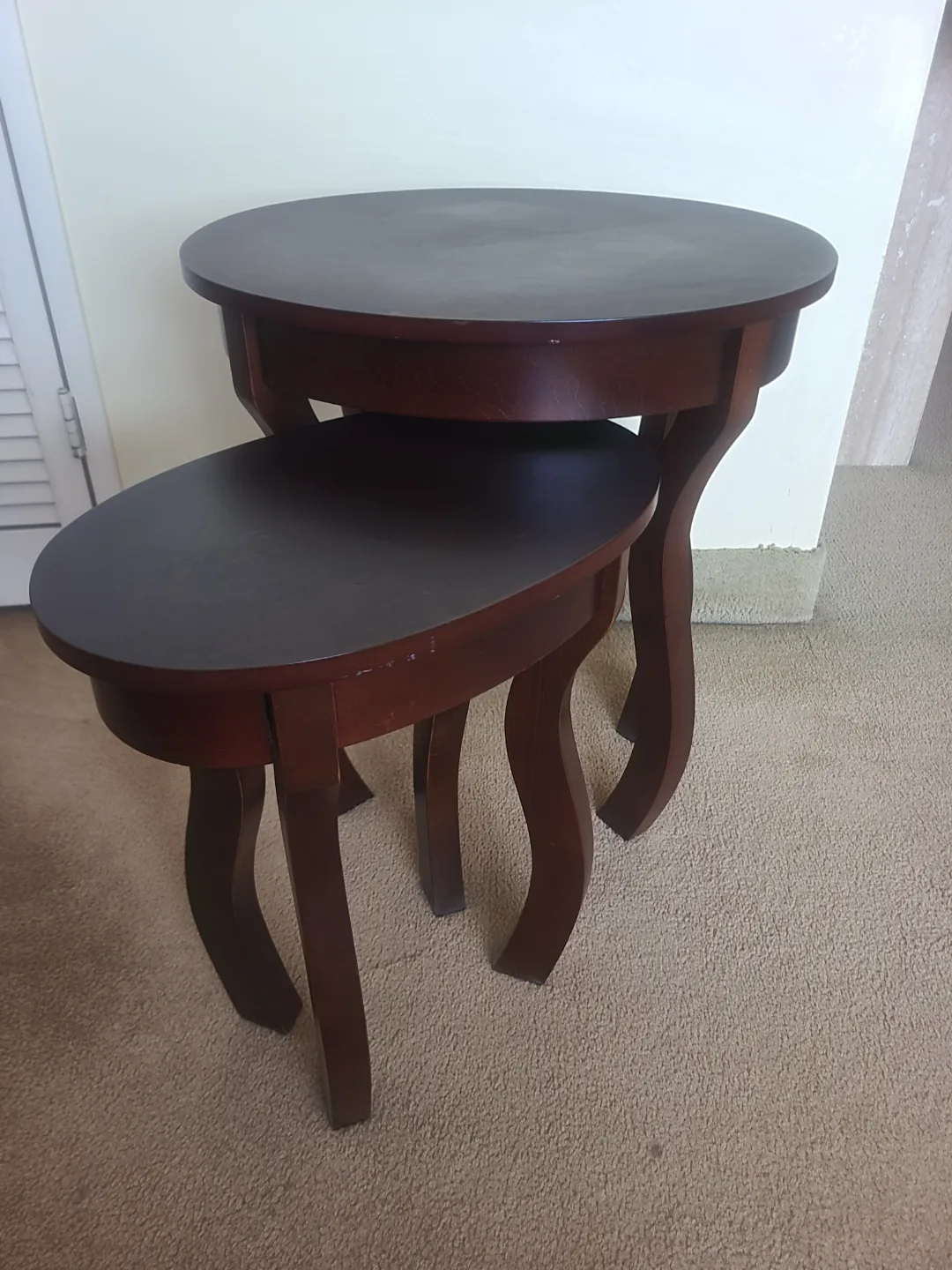 Veronica Collection Set of two nested oval side tables image indicator(3)