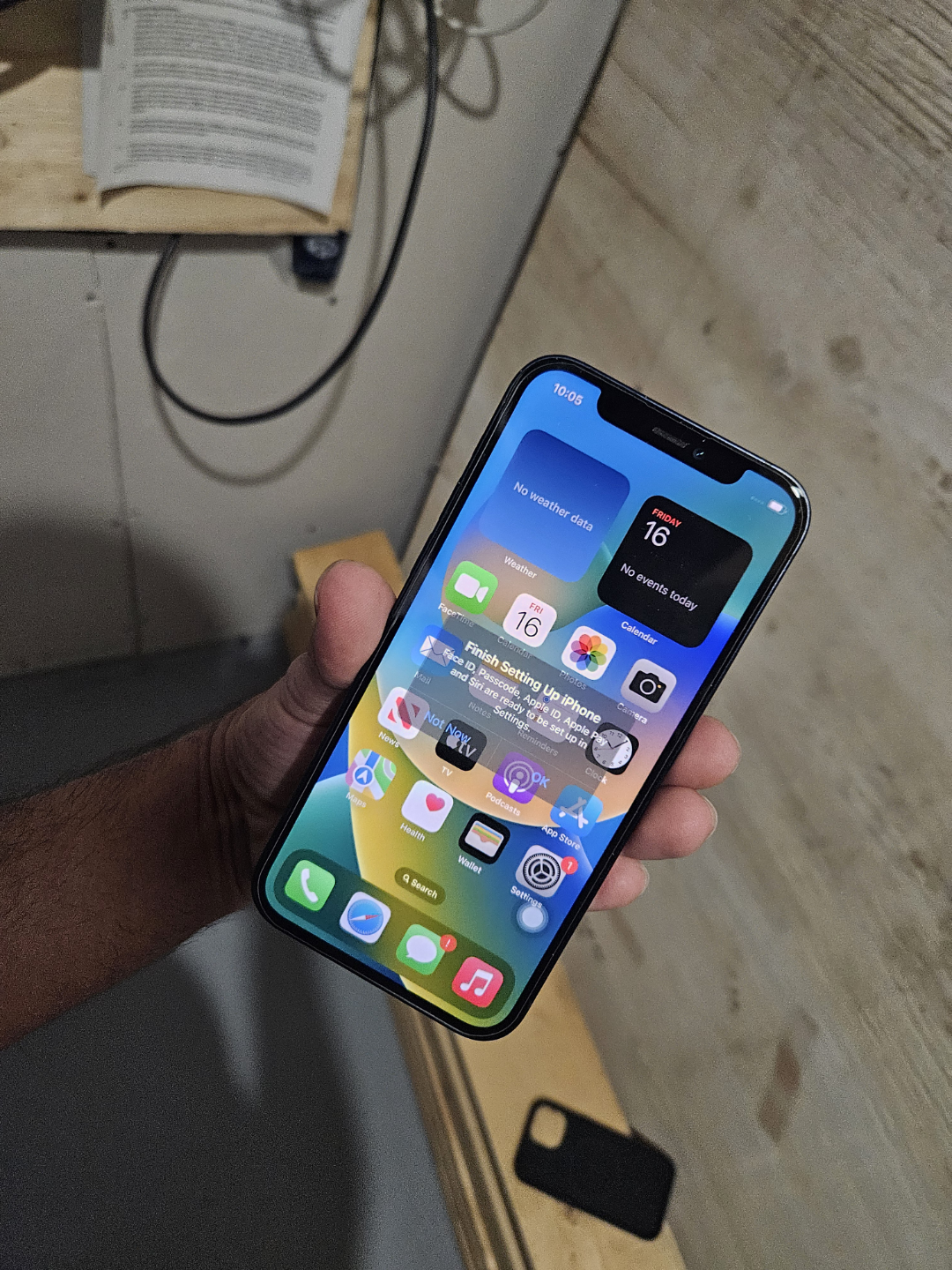 MAKE ME AN OFFER iPhone 12 64gb