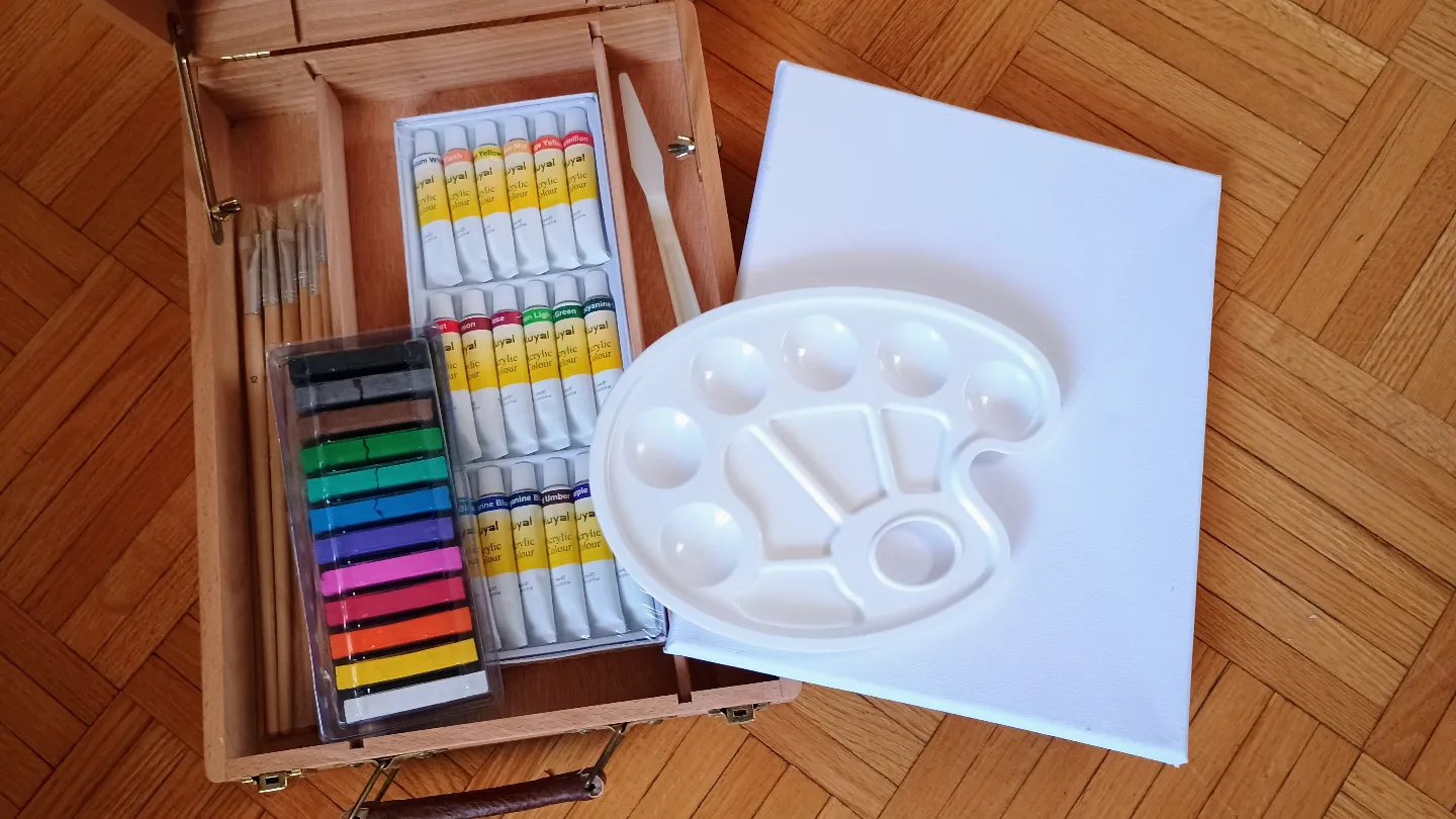 Portable Wooden Artist's Easel and Case with Paint and Supplies image indicator(4)