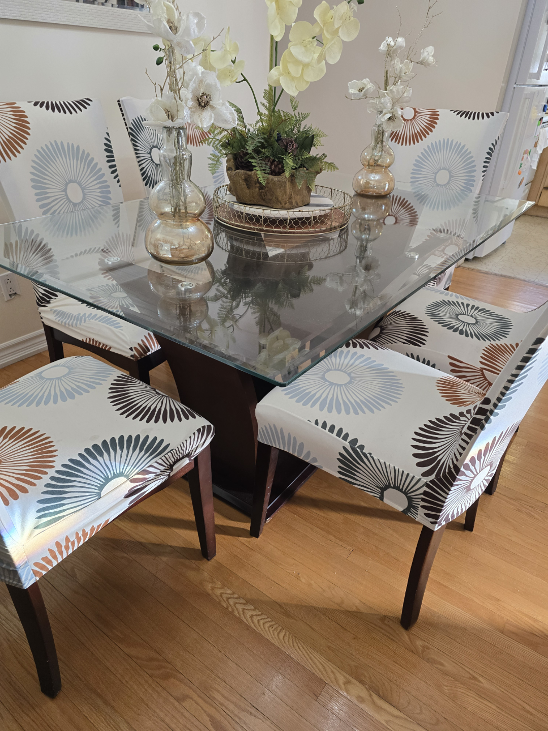 Dining Table with 6 Chairs and Tablecloth - photo 5
