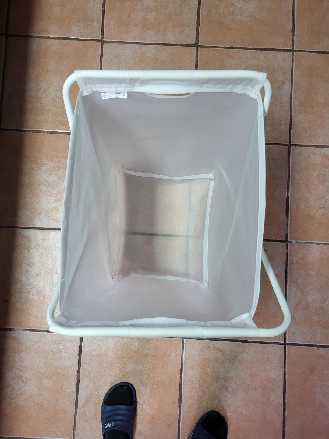 White Foldable Laundry Hamper - photo 3