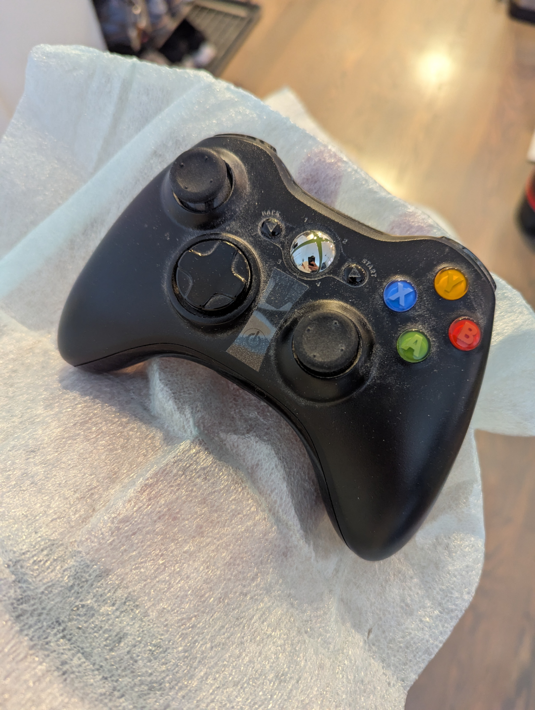 Xbox 360 Console, Controller, Kinect, and Accessories - photo 5