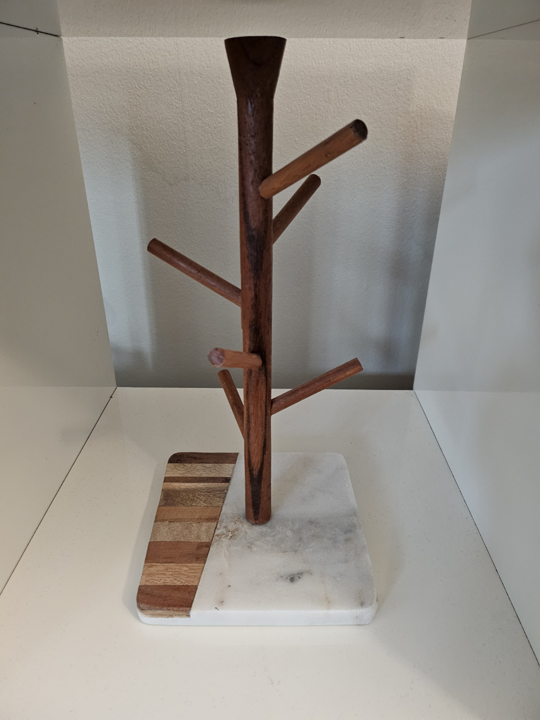 Mug stand tree