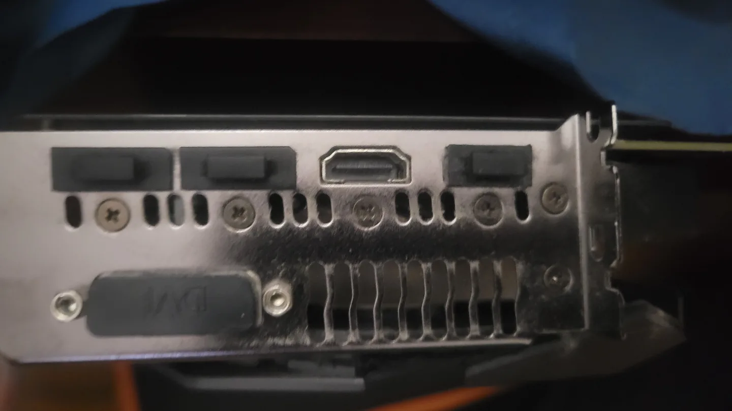 ASUS ROG STRIX RX VEGA 56 8GB GAMING image indicator(3)