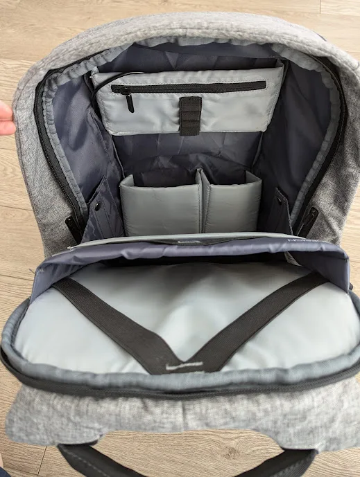 XD Design Bobby Backpack with USB Port image indicator(3)