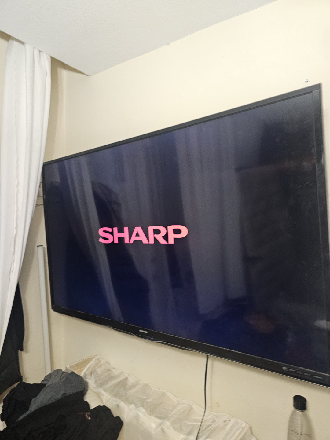Sharp Aquos LC-60LE840U - photo 3