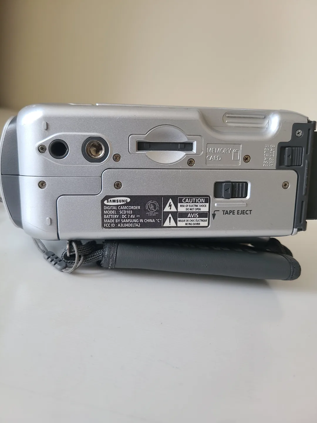 Samsung SCD103 Digital Video Camcorder  ( Untested / No Charger) image indicator(9)
