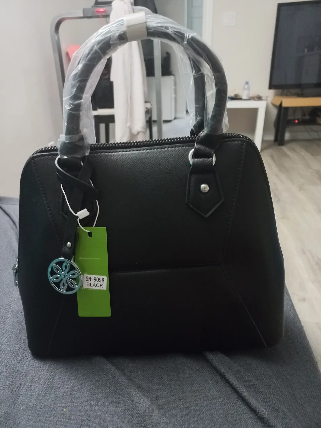 New Black Satchel Handbag thumbnail