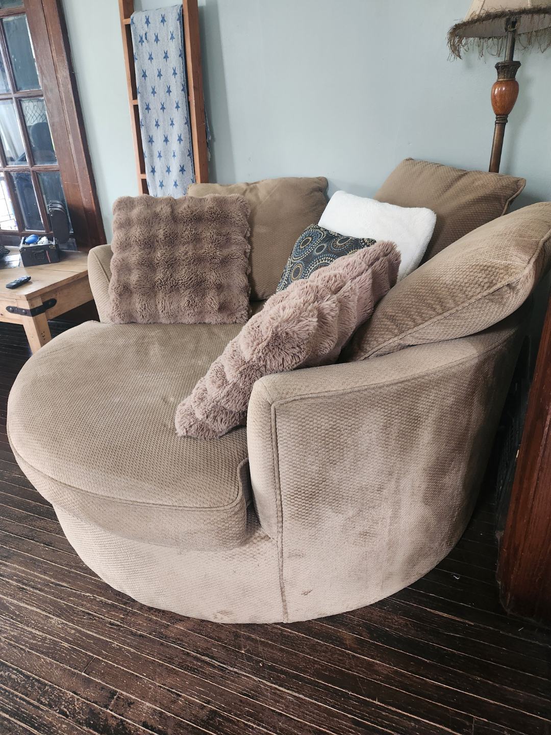 Nest Chair with Pillows - photo 3