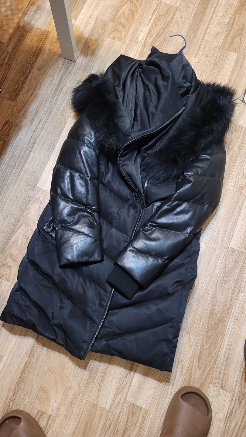 Black Leather Puffer Jacket with Fur Trimmed Hood image indicator(3)