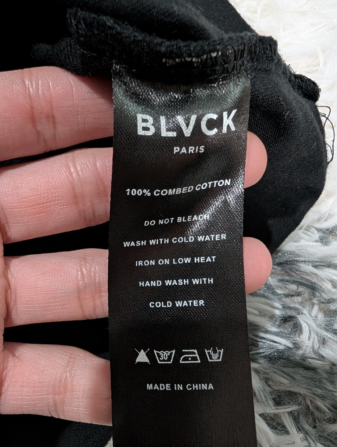 BLVCK PARIS Black T-Shirt - Size Large - photo 3