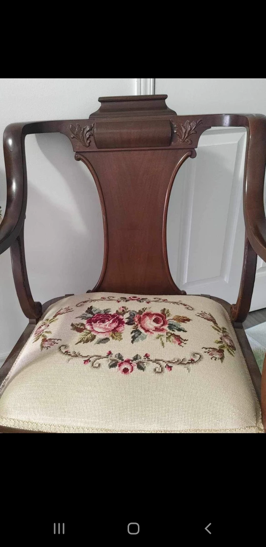Antique Wooden Armchair with Needlepoint Seat - photo 5