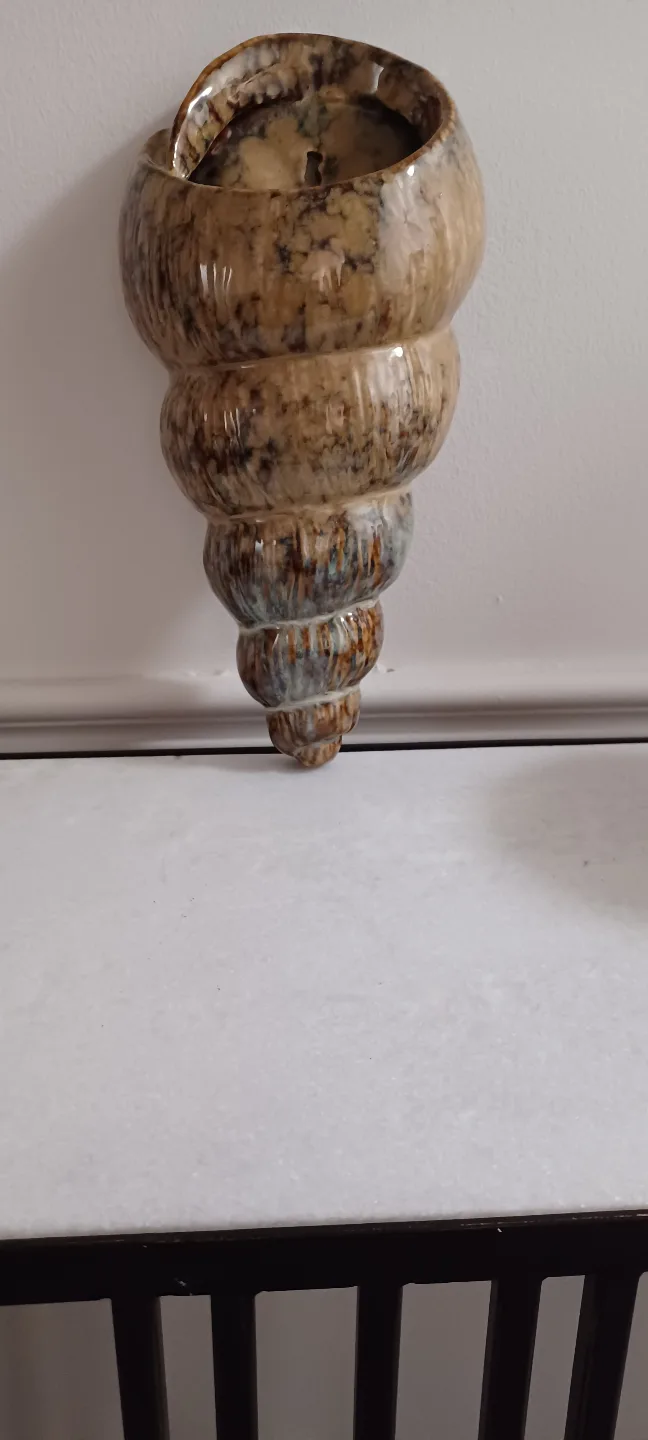 Ceramic Seashell Wall Planter thumbnail