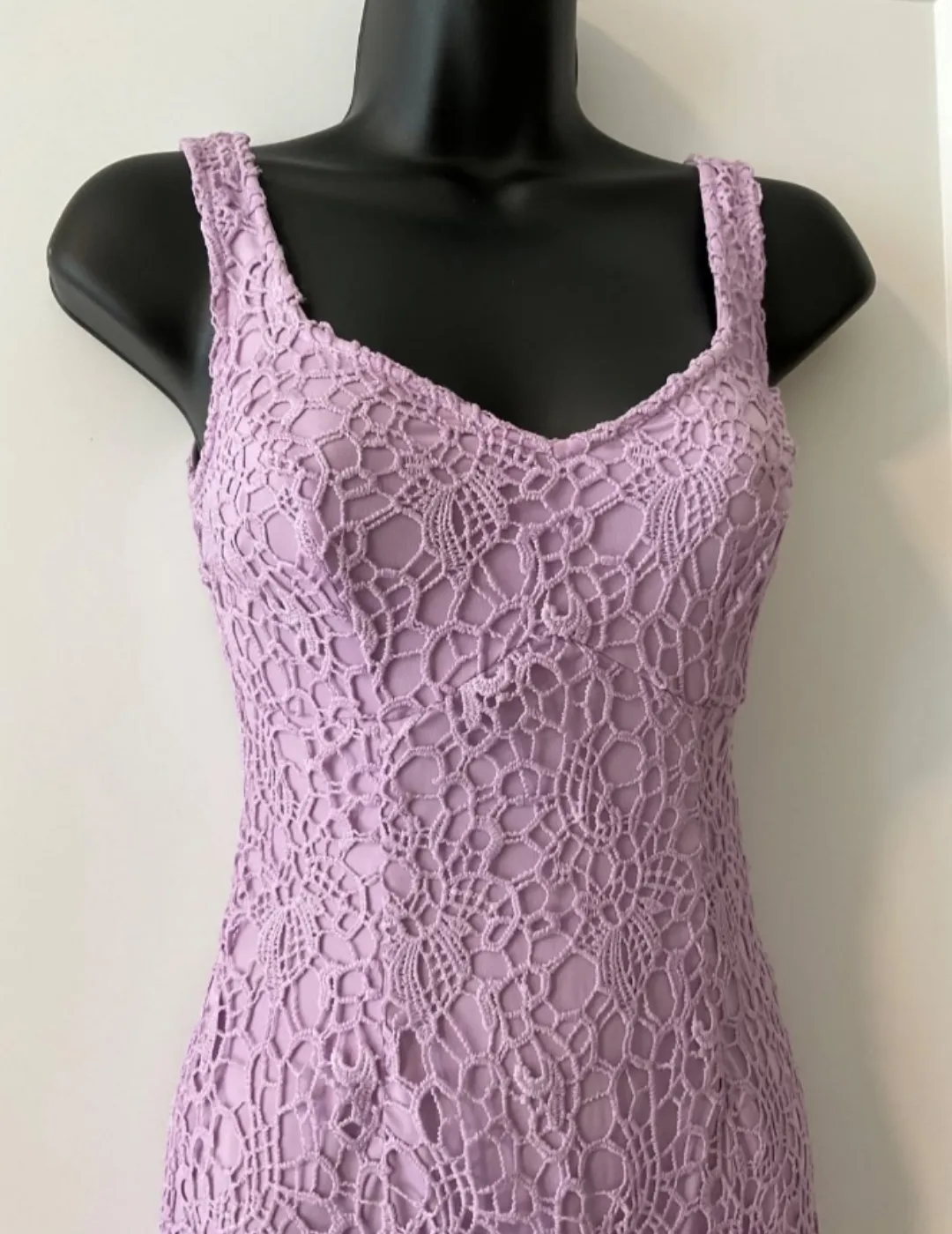 Lavender Guess Lace Bodycon Dress image indicator(3)
