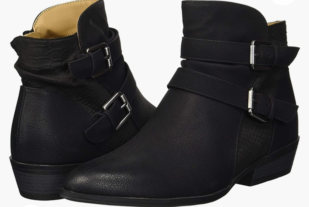Clark's Black Ankle Boots Size 8