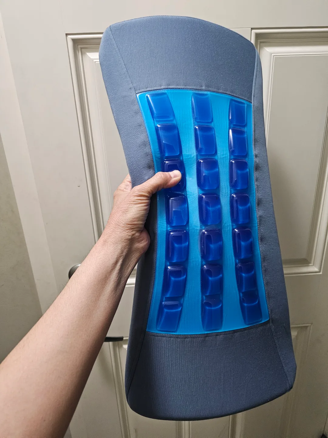 Gel-infused lumbar support pillow for back pain relief image indicator(8)