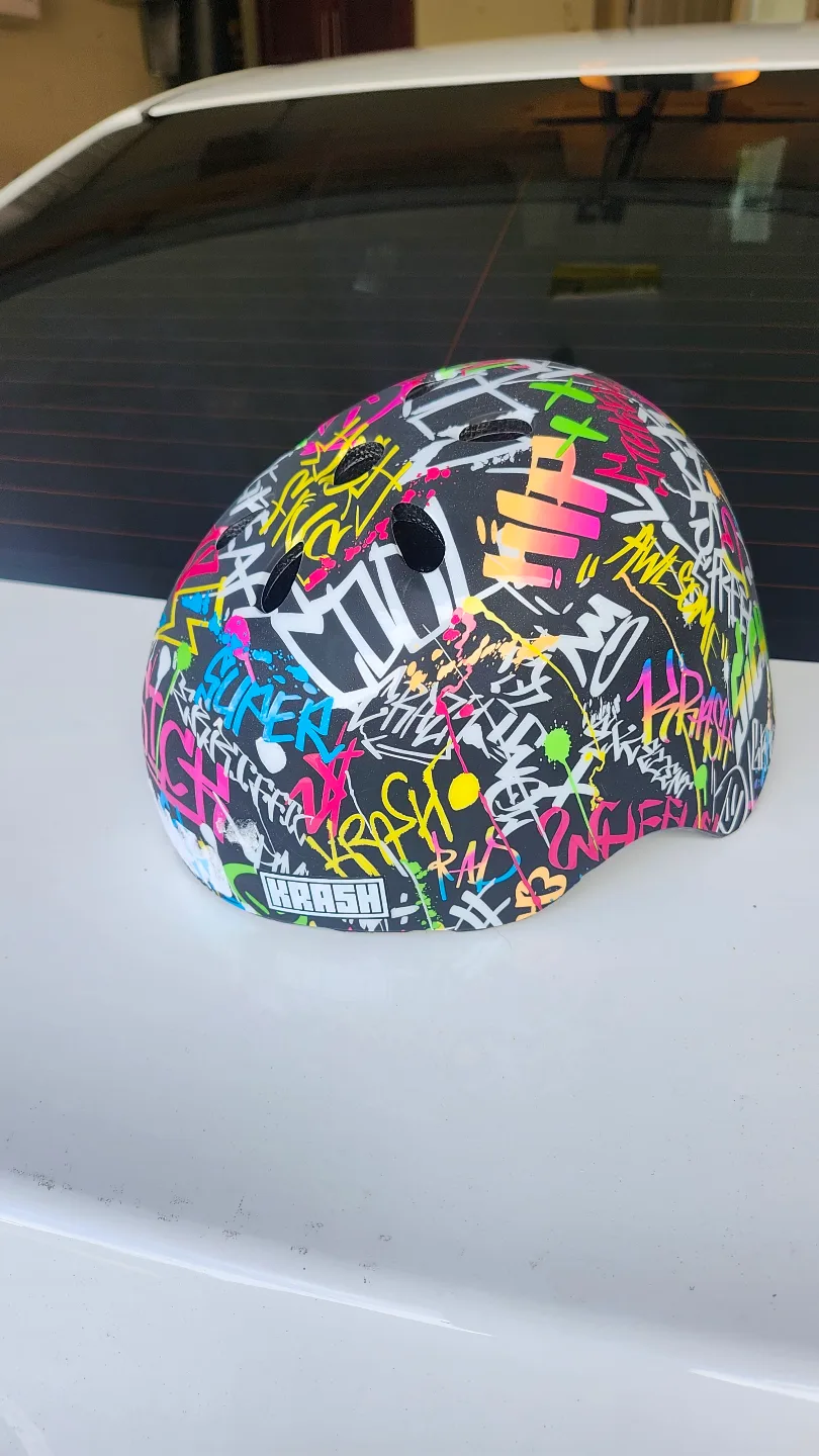 Kids' Crash Helmet - Size Medium - Graffiti Design image indicator(4)