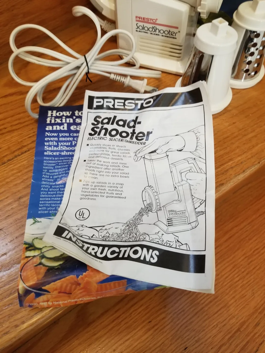 Vintage Presto Salad Shooter Electric Slicer Shredder image indicator(3)