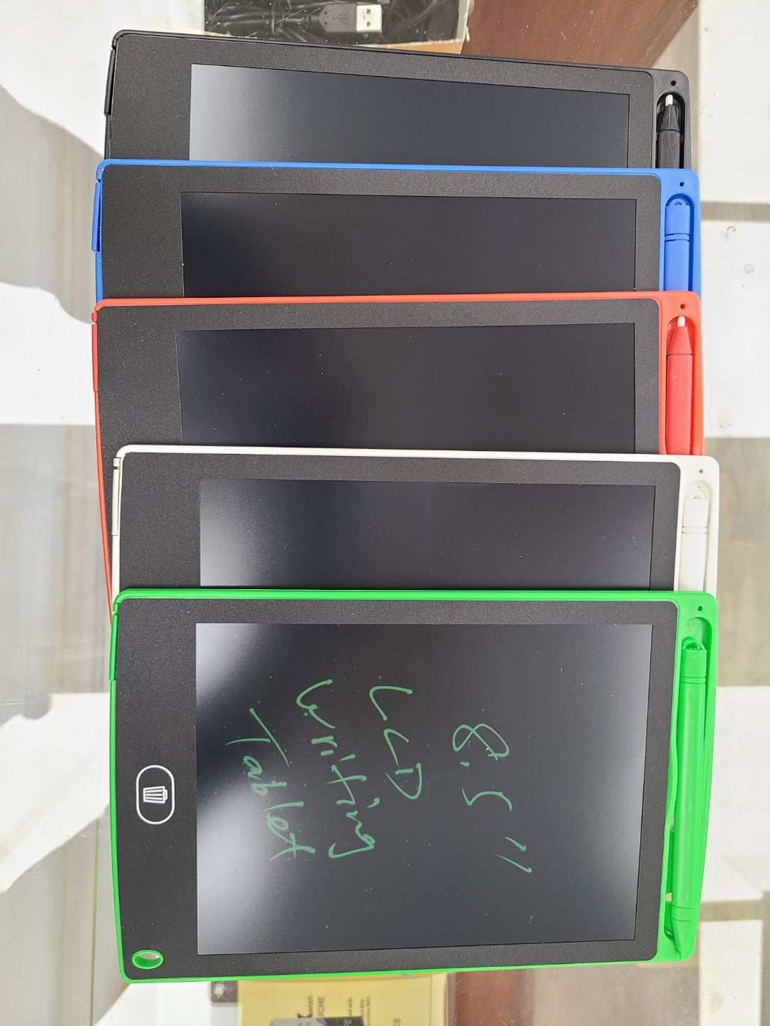 Colourful LCD writing tablet