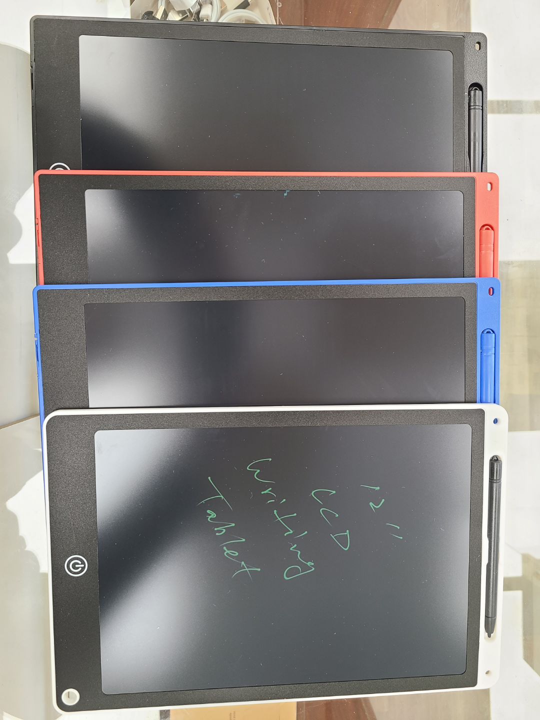 Colourful LCD writing tablet - photo 2