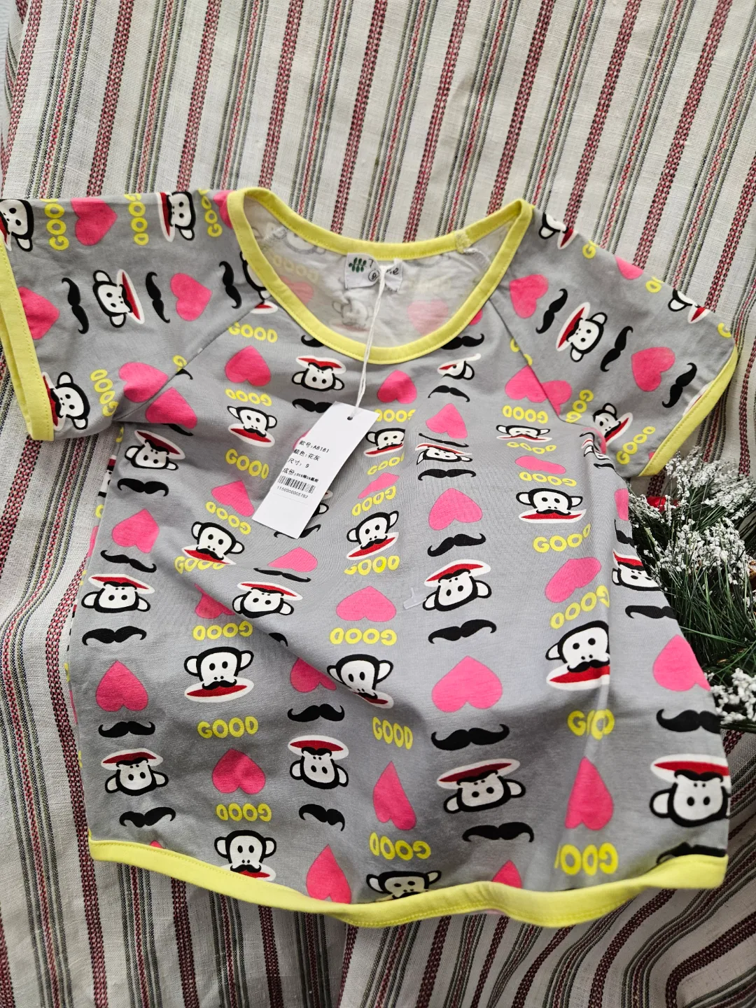 Cute Kids' T-Shirt - Size 18 Months thumbnail