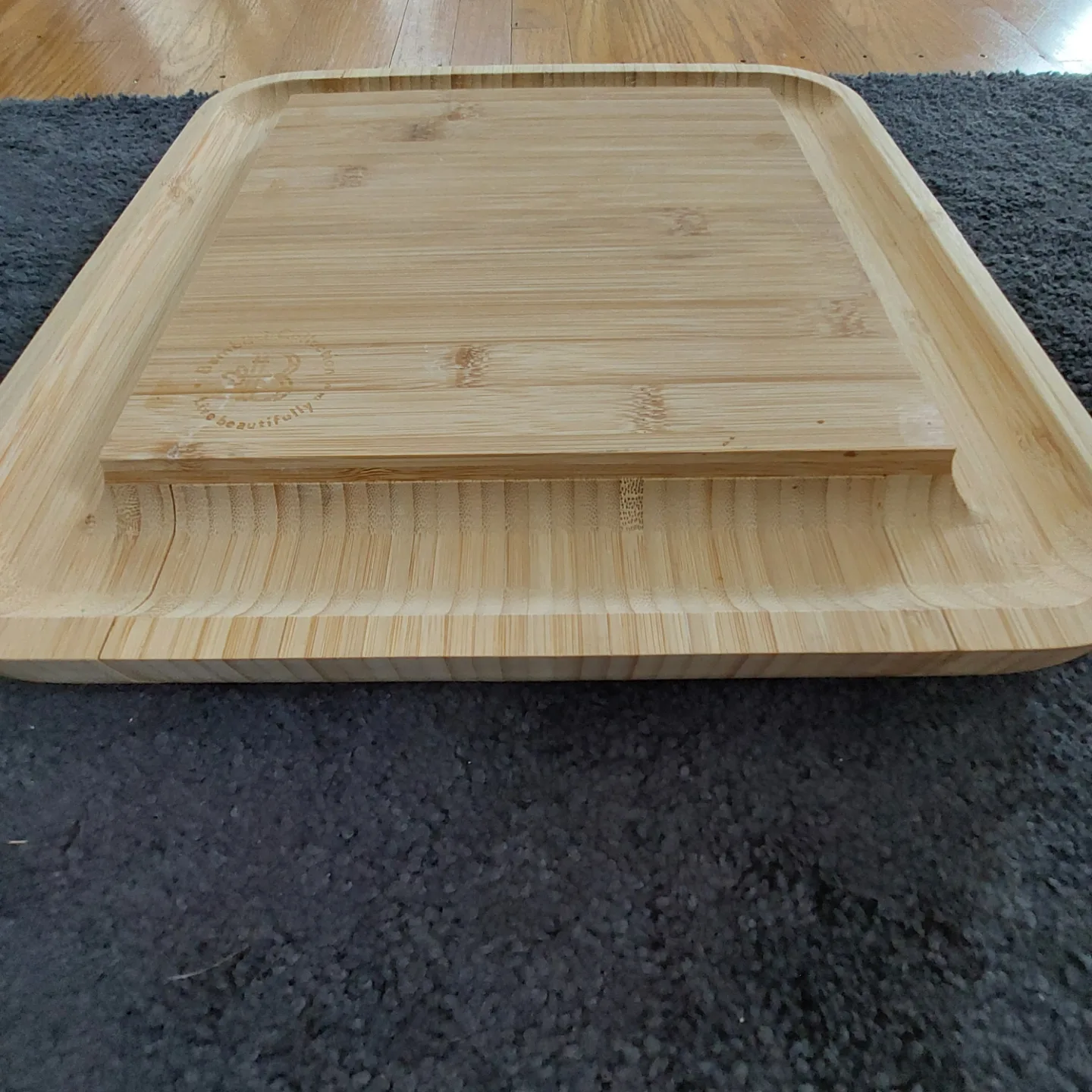 Bambüsi Collection Bamboo Cheese Board with Knives image indicator(3)